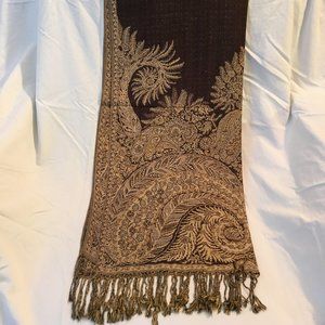Very Nice Unique Design Lady's Scarf  27" x 72"